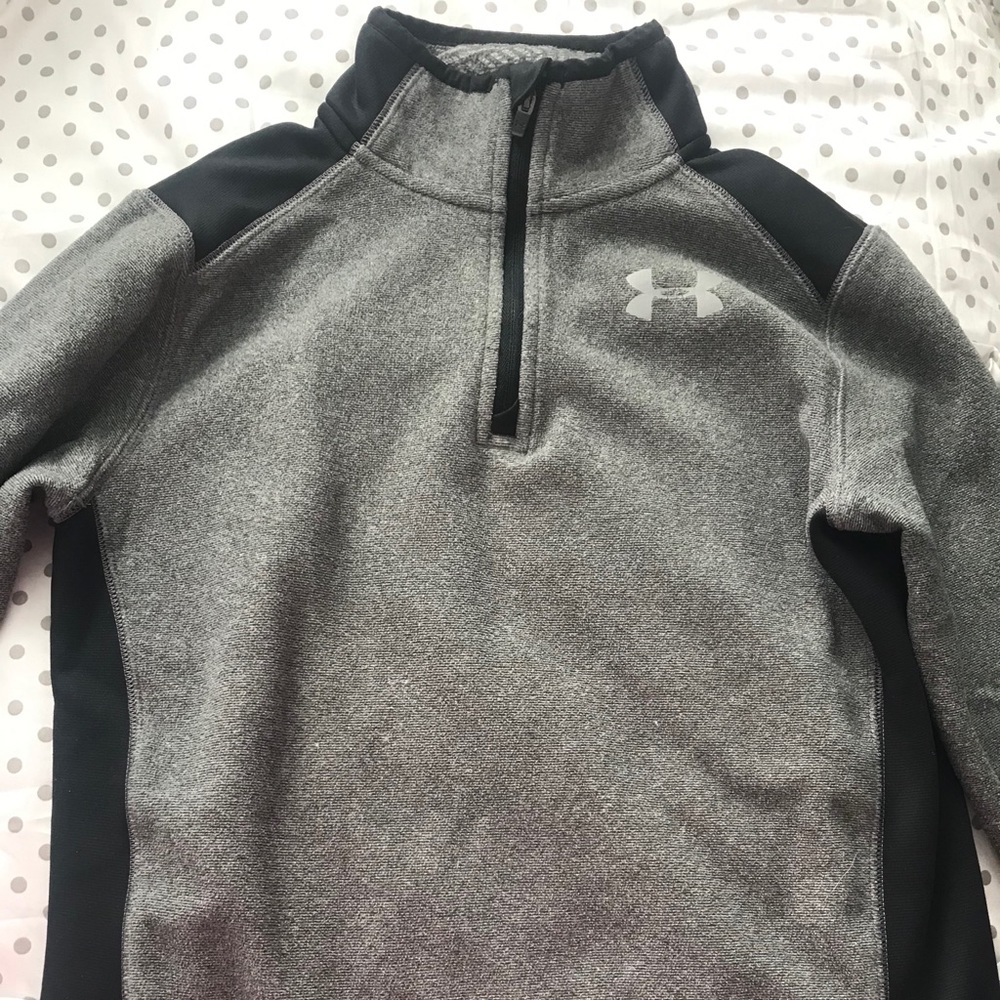 Under Armour Sweatshirt